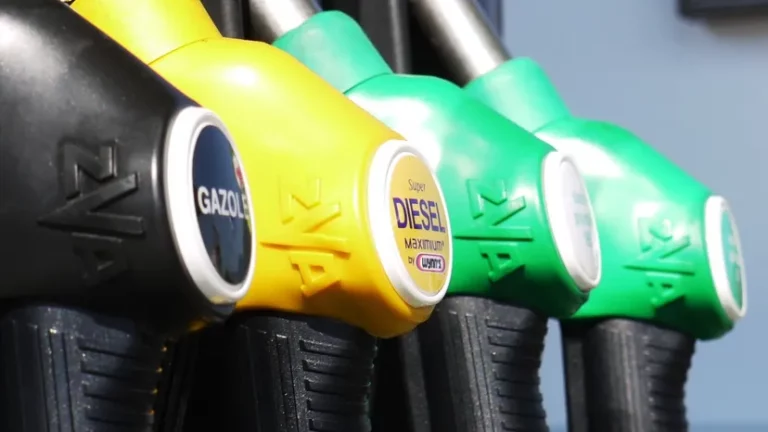 Diésel a precio de gasolina: El impuestazo que hará que lo pagues a precio de gasolina