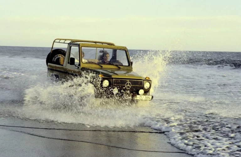 45 años de Mercedes Clase G: En 1979 comienza la producción de los W460