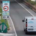 David (54), experto en movilidad: ‘Nos han tomado el pelo y nos han hecho comprar coches con etiquetas medioambientales cuando hay más de 100 ciudades sin activar sus zonas ZBE’