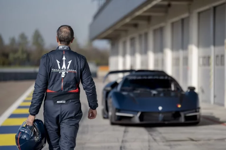 Maserati y Sparco: para entusiastas del ADN de competición de la marca del tridente