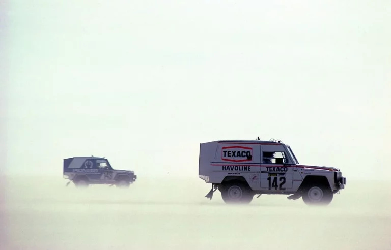 45 años de Mercedes Clase G: Victoria en el rally París-Dakar