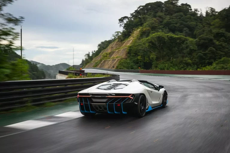 Un Lamborghini Centenario Roadster y el ‘no negocio’ de su viejo propietario