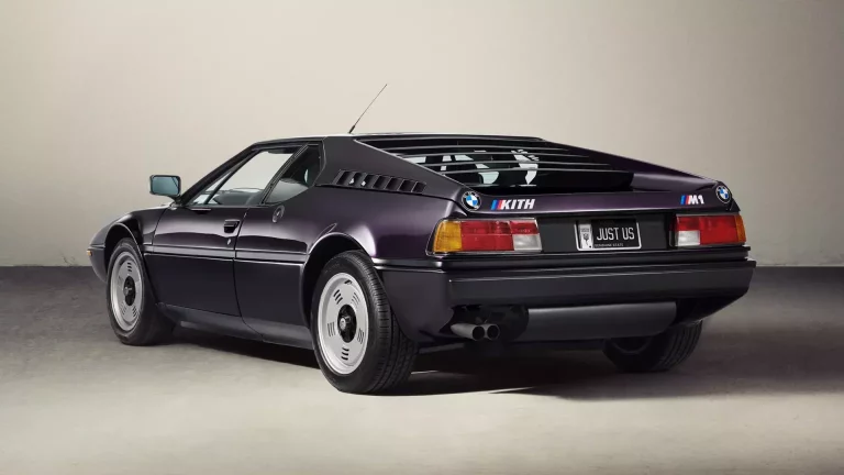 El BMW M1 se viste de morado gracias a Kith