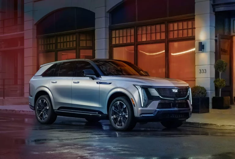 Cadillac Escalade IQ: Un inmenso SUV eléctrico arranca andadura comercial