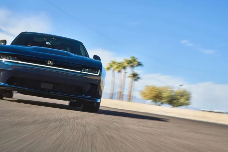 El vídeo con el que el Dodge Charger Daytona se ha dado a conocer en EE.UU.