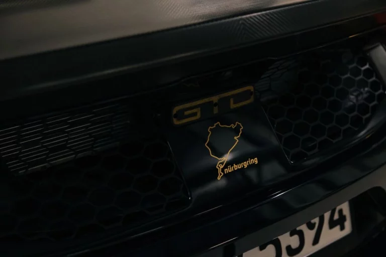 Ford se la devuelve a Chevrolet en su duelo por el ‘Made in USA’ más veloz en Nürburgring