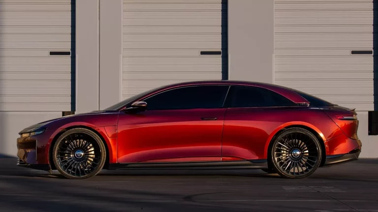 El único Lucid Air con dos puertas es para Shaquille O’Neal
