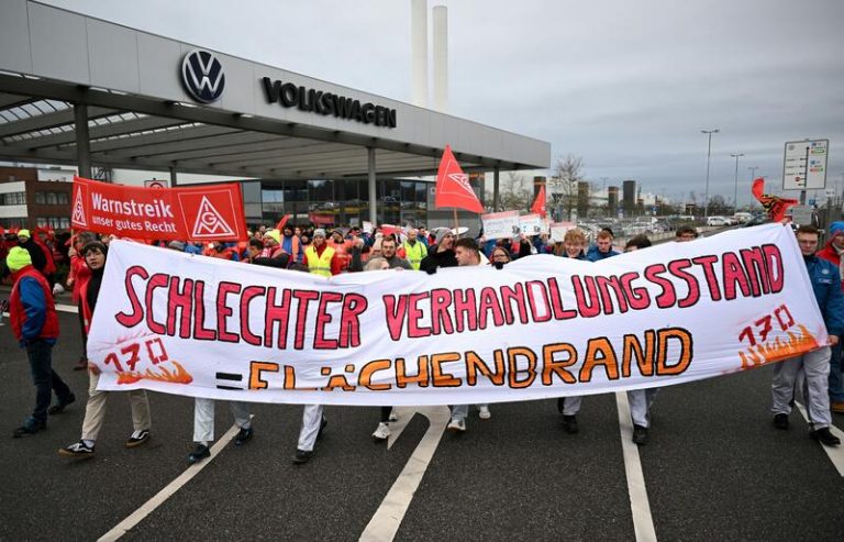 Los trabajadores de Volkswagen en Alemania ya están de huelga