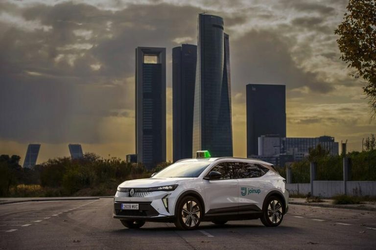 Los taxistas darán el salto al taxi eléctrico gracias a Renault y Joinup
