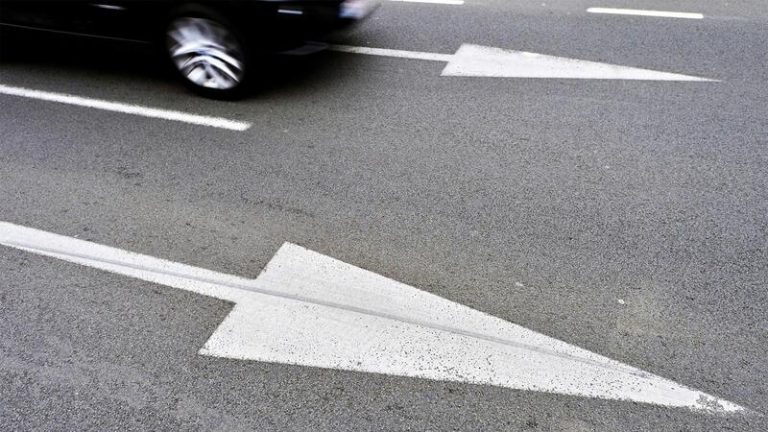 Antes de que acabe 2024 los fabricantes moverán ficha por las emisiones de CO2 y las multas