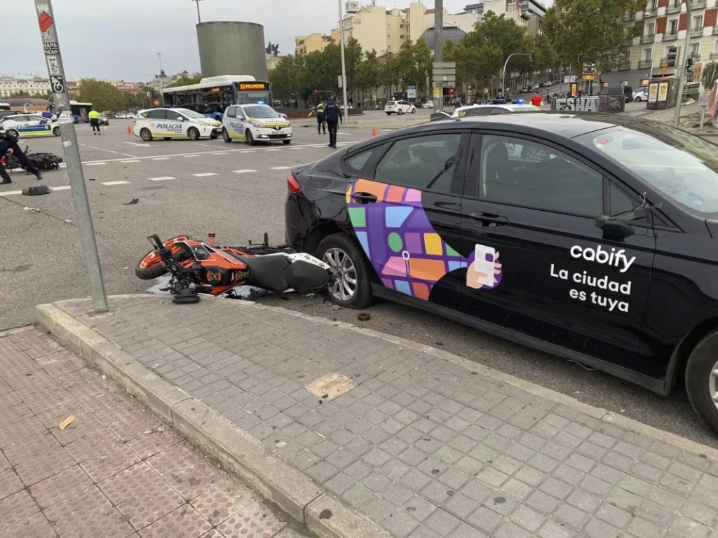 Accidente VTC Cabify Motor16