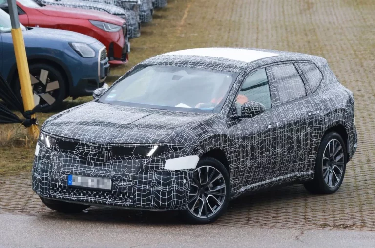 El futuro BMW iX3 se deja ver de nuevo y nos enseña más detalles