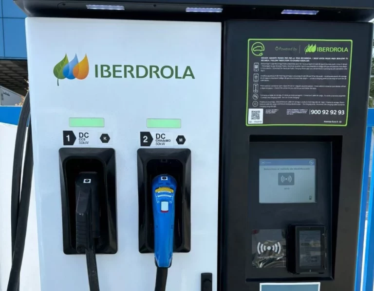 La compañía que ya permite pagar con tarjeta en sus cargadores
