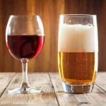 Control de alcoholemia: el número de cervezas o copas de vino que puedes tomar para no dar positivo