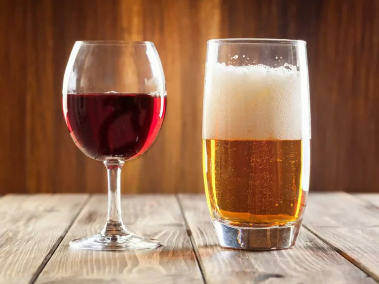 Control de alcoholemia: el número de cervezas o copas de vino que puedes tomar para no dar positivo
