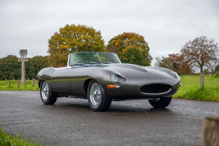 La nueva vida de este espectacular Jaguar E-Type convertido en Speedster