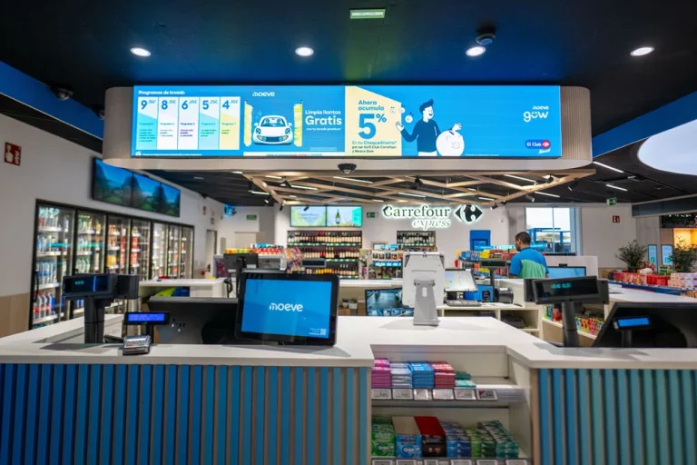 Moeve convierte las estaciones de servicio en centros de experiencia de viajes