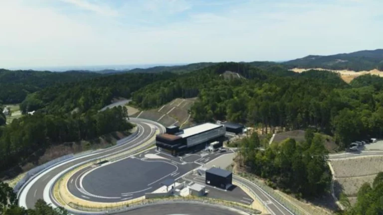 El día que Toyota se llevó una parte del circuito de Nürburgring a Japón