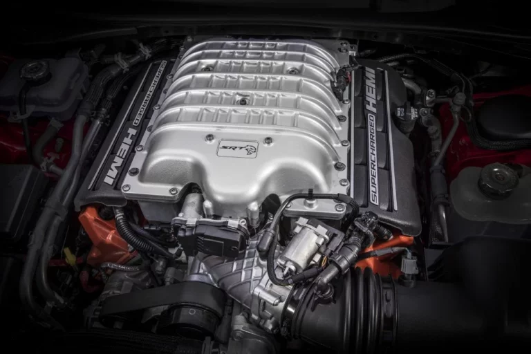 En 2025, los motores V8 Hemi vuelven a los modelos de FCA. El Dodge Durango da el primer paso