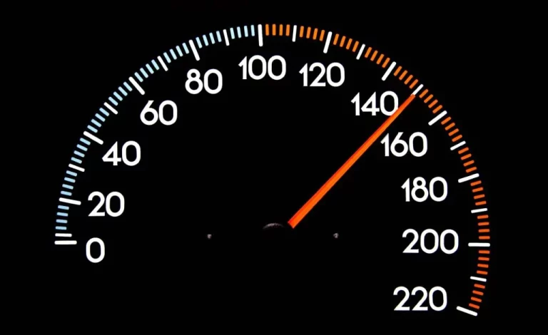 La DGT ya permite circular a 150 km/h sin ponerte una multa ni quitar puntos