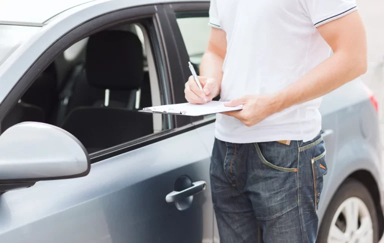 Los consejos para tasar tu coche viejo a la perfección y ahorrar un 20% si quieres estrenar coche