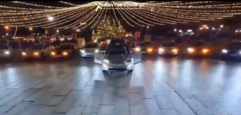 La ciudad gallega elegida por Tesla y no precisamente para un festival de marisco