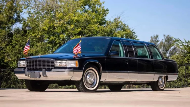 Este Cadillac Fleetwood fue una ‘bestia’ usada por Clinton que ahora te busca
