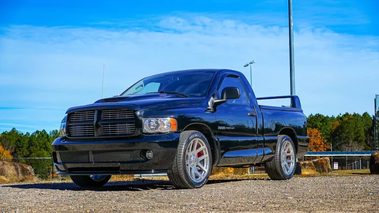 El RAM 1500 que te hará olvidar los F-150 Raptor R y 1500 TRX por un módico precio