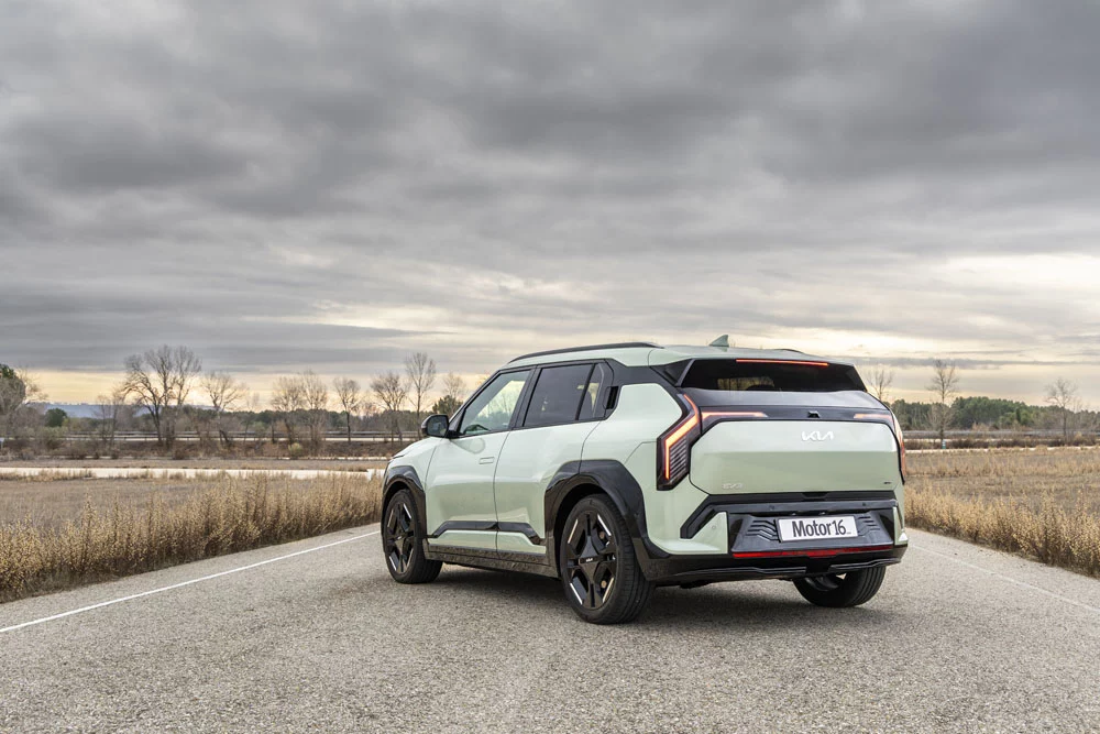 El Kia EV3 se corona como el Mejor Coche del Año 2026 en España 4 Motor16 2025 Kia EV3 Prueba 22 Motor16