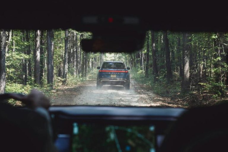 EE.UU. le presta a Rivian 6.600 millones para levantar una nueva fábrica en Georgia