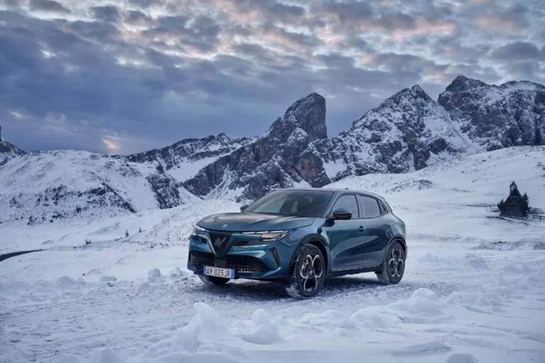 El Alfa Romeo Junior Q4 calienta motores
