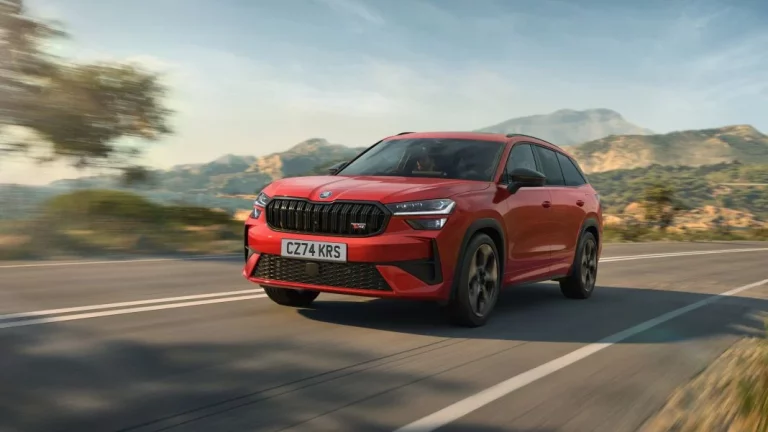 El Skoda Kodiaq RS ya está disponible en el Reino Unido. Y llega acompañado