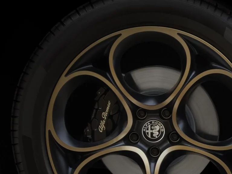 Así de “Intensa” es la nueva serie especial de Alfa Romeo