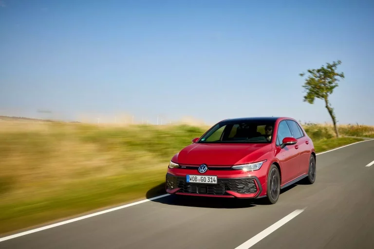 Volkswagen Golf GTI y Golf R: Se venden en EE.UU. a precio de T-Roc