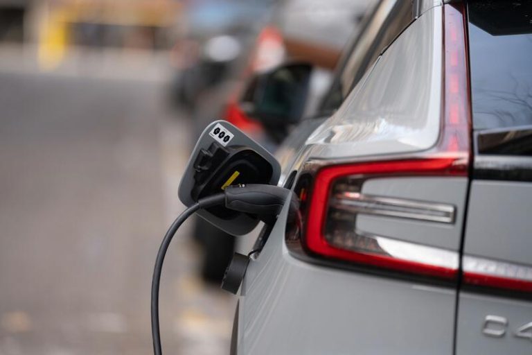 Asociaciones que incluyen a Tesla o Polestar no quieren que las normas de emisiones de CO2 se suavicen