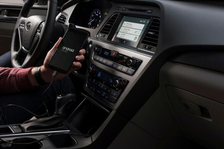 El tirón de orejas que le ha dado a Android Auto y a Google el Tribunal de Justicia de la Unión Europea