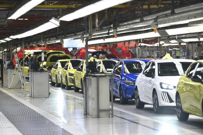 El sector automotriz tiene un superávit comercial de 15.991 millones en 2024