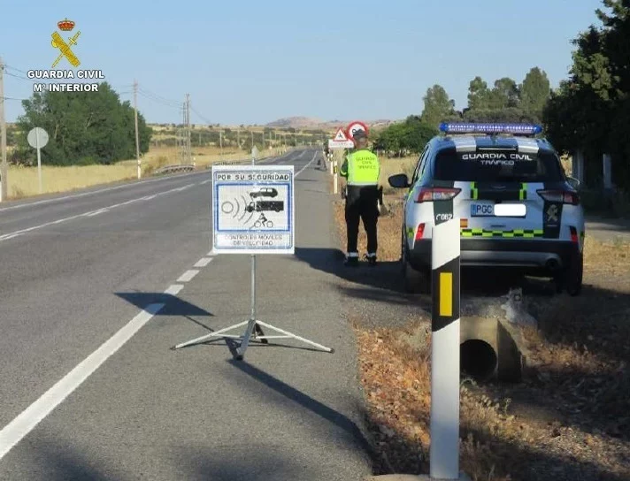 Controles de velocidad en Andalucía: multas de hasta 600 euros y 6 puntos esta semana 1 Motor16 EuropaPress 6077720 control velocidad Motor16