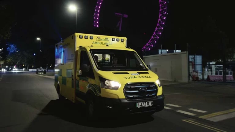 La Ford E-Transit ambulancia ya salva vidas en Europa