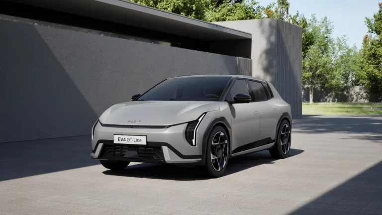 El Kia EV4 debuta en dos formatos, compacto y sedán