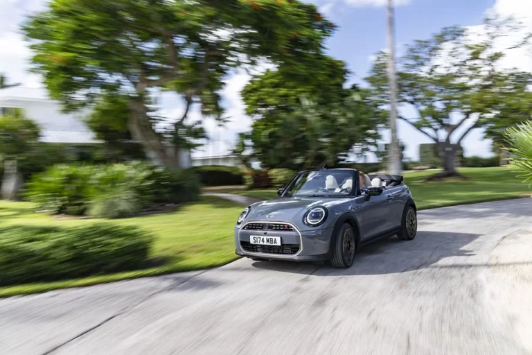 Probamos el Mini Cooper Cabrio 2025. Los cambios justos