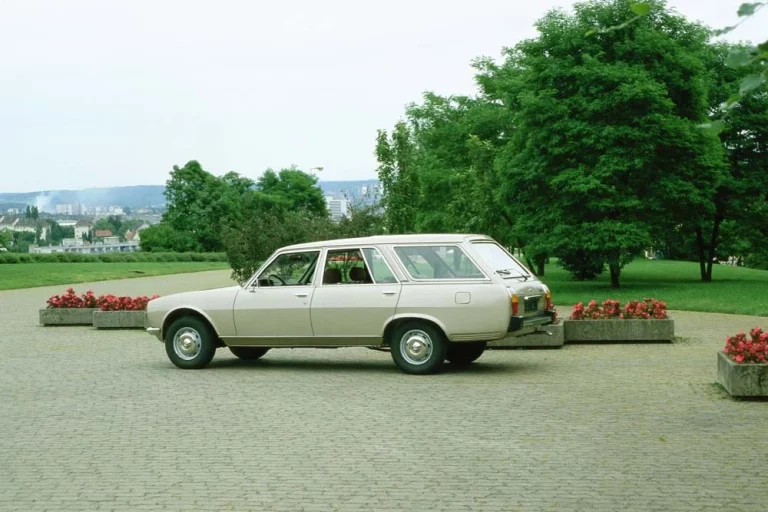 Peugeot y sus 75 años fabricando carrocerías familiares