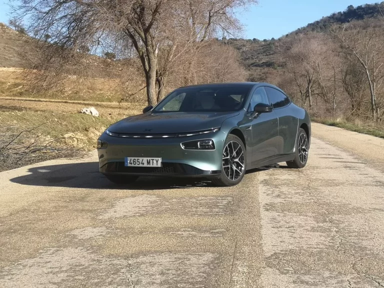 Prueba doble del Xpeng P7: Mucho más que un envoltorio atractivo