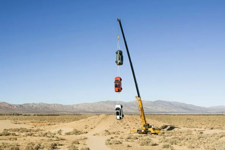 Honda cuelga su nuevo Passport como si fuera un jamón. Pero a 30 metros del suelo