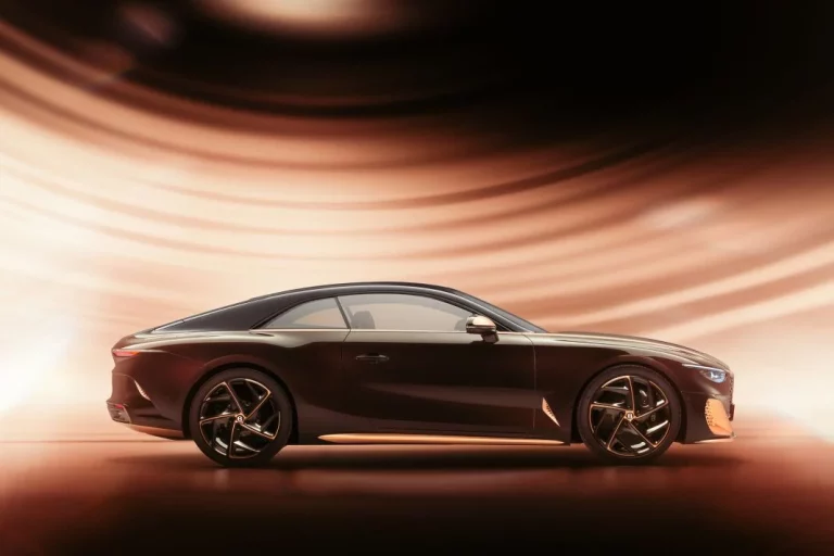 El Bentley Batur más exclusivo se viste en oro rosa de 18 quilates