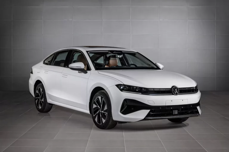 Volkswagen Sagitar: El Passat que en China se pueden comprar desde 16.000 euros