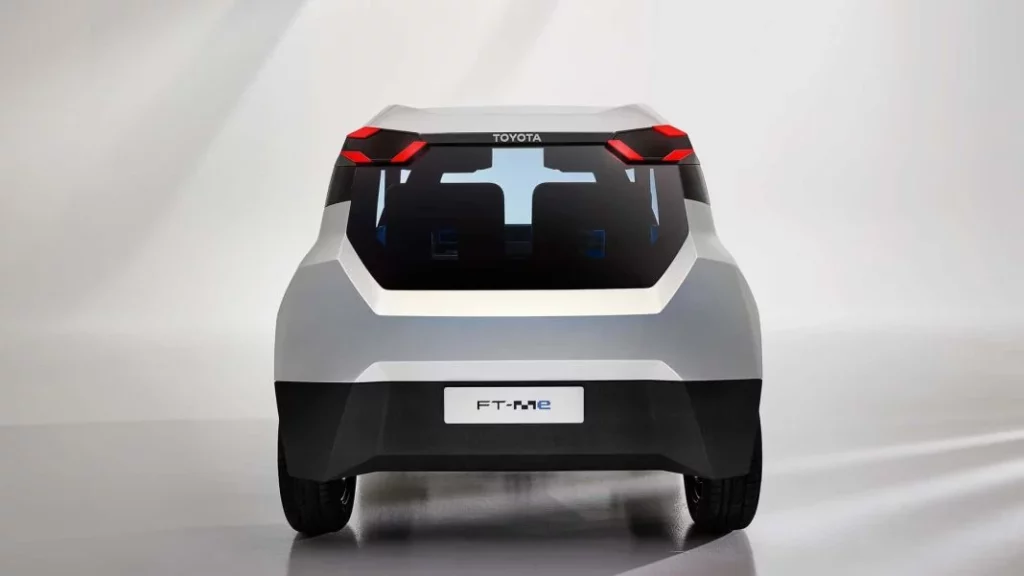 Toyota apuesta por la micromovilidad solar: 15 millones de libras para fabricar el FT-Me en Reino Unido 5 Motor16 2025 Toyota FT-Me. Imagen posterior.