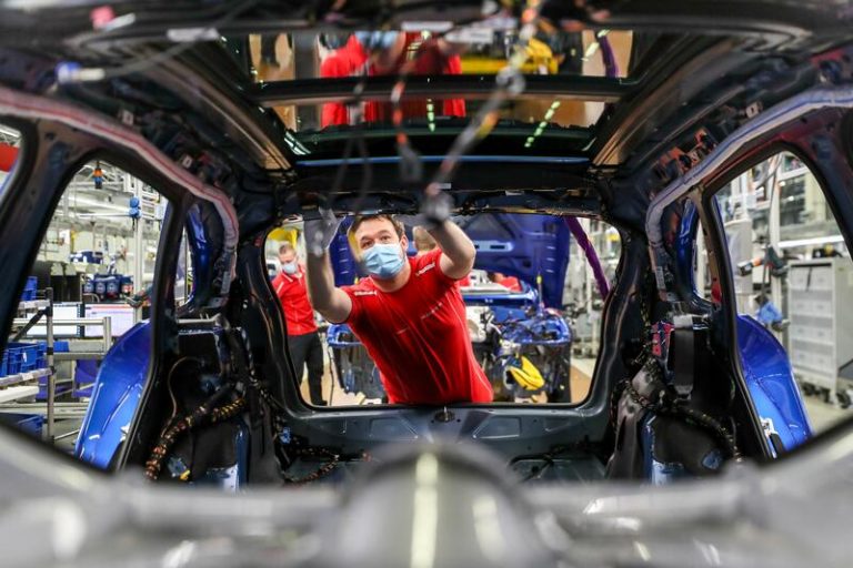 La industria automotriz alemana se desploma: Las cifras que lo corroboran son estas