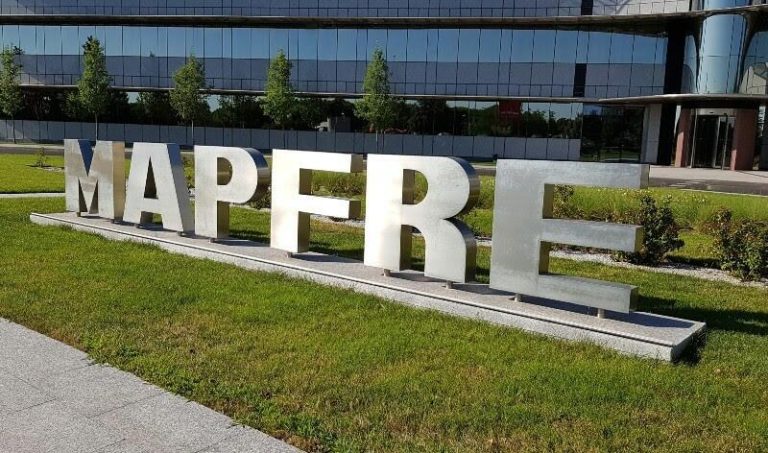 Mapfre actualiza al IPC el precio de mano de obra y de los materiales de pintura que paga a los talleres