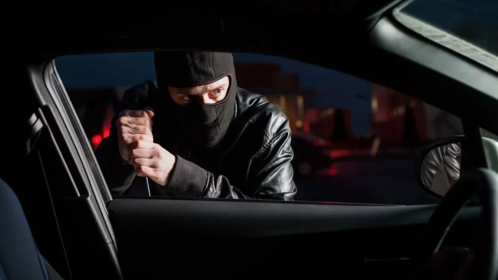 3 sistemas antirrobo que necesitas llevar en tu furgoneta camper ya mismo